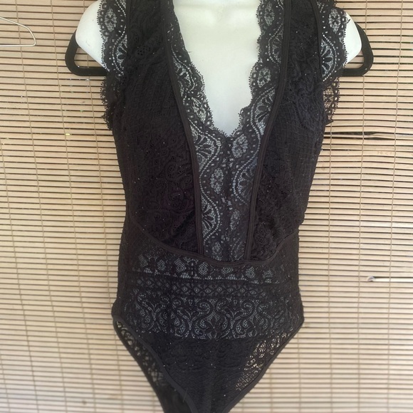 Papaya Tops - Papaya Black lace bodysuit